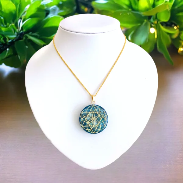 Handgemaakte orgonite hanger Seed of Life Merkaba Aquamarijn Azumar