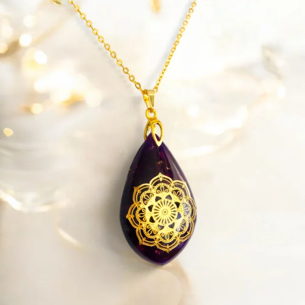 Handgemaakte orgonite ketting hanger met Super seven melody Stone zilver goud en Lotus symbool
