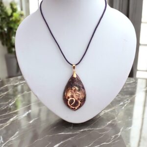 Alternative view of Violet Dragon Super Seven orgonite hanger